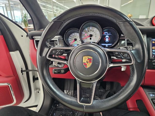 Porsche Macan AWD 4dr Turbo 2015