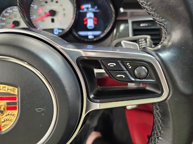 Porsche Macan AWD 4dr Turbo 2015