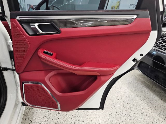 Porsche Macan AWD 4dr Turbo 2015