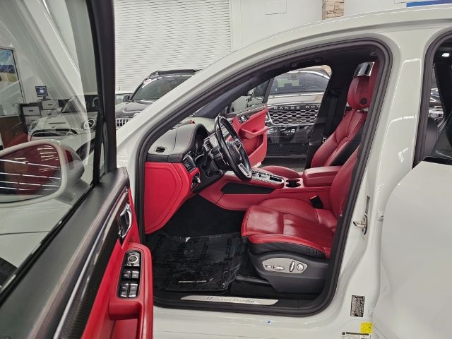 Porsche Macan AWD 4dr Turbo 2015