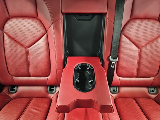 Porsche Macan AWD 4dr Turbo 2015