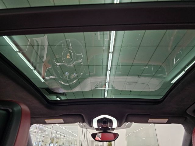 Porsche Macan AWD 4dr Turbo 2015