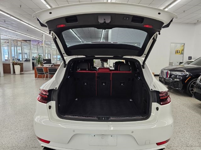 Porsche Macan AWD 4dr Turbo 2015