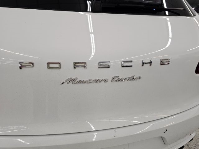 Porsche Macan AWD 4dr Turbo 2015