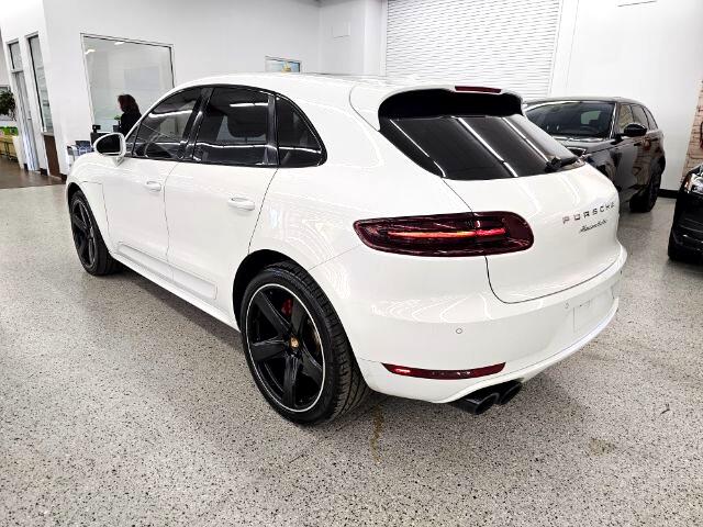 Porsche Macan AWD 4dr Turbo 2015