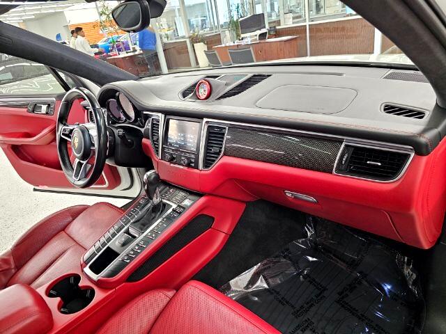 Porsche Macan AWD 4dr Turbo 2015