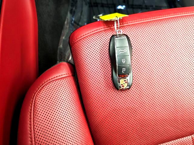 Porsche Macan AWD 4dr Turbo 2015