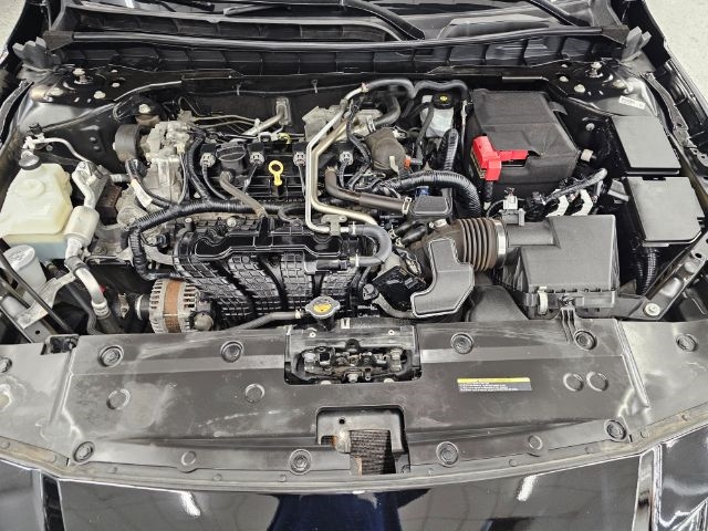 Nissan Altima 2.5 SV Sedan 2021