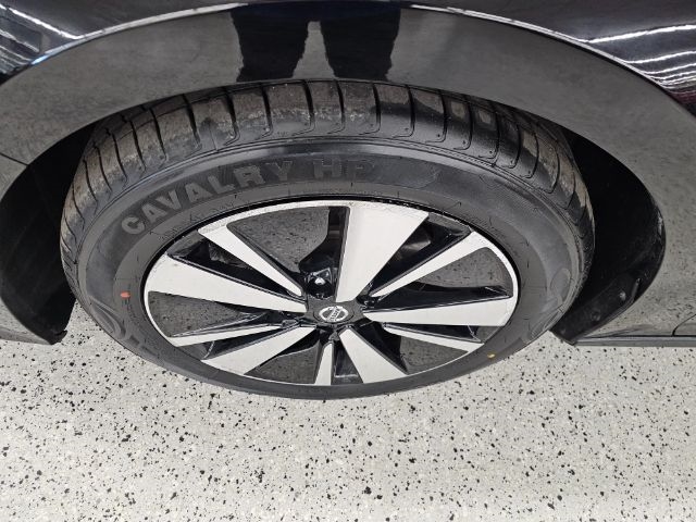 Nissan Altima 2.5 SV Sedan 2021