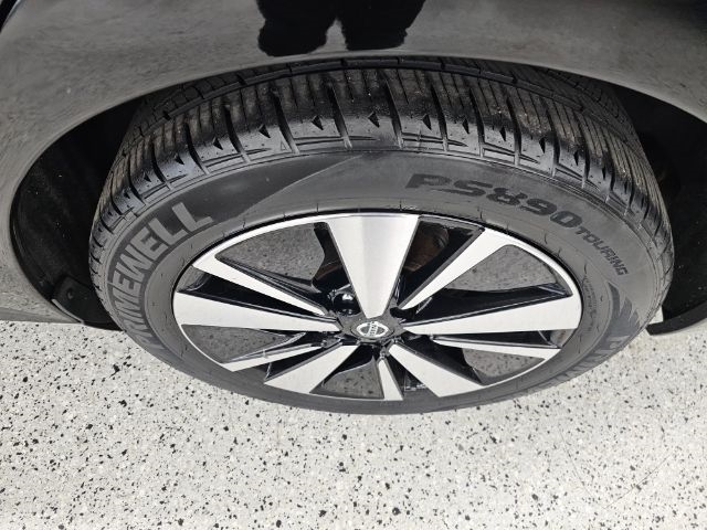 Nissan Altima 2.5 SV Sedan 2021