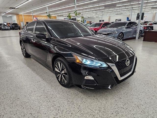 Nissan Altima 2.5 SV Sedan 2021