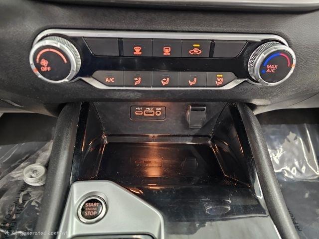 Nissan Altima 2.5 SV Sedan 2021