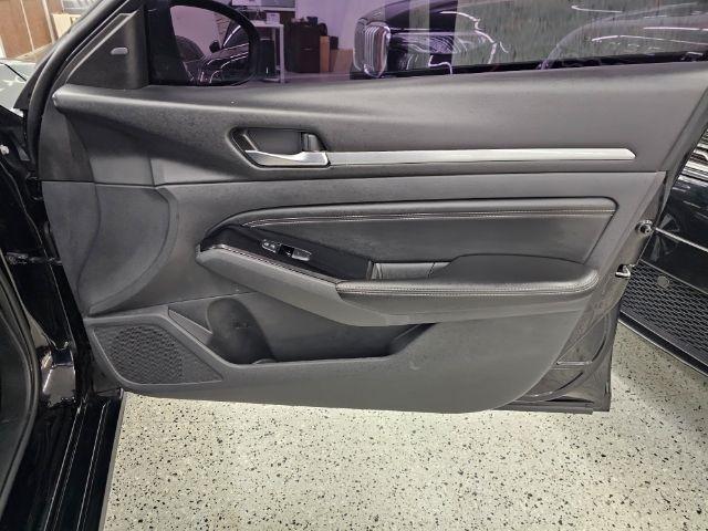 Nissan Altima 2.5 SV Sedan 2021