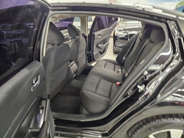 Nissan Altima 2.5 SV Sedan 2021