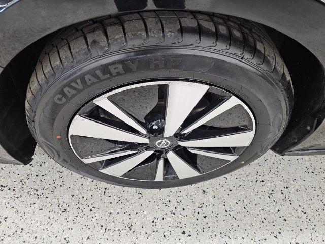 Nissan Altima 2.5 SV Sedan 2021