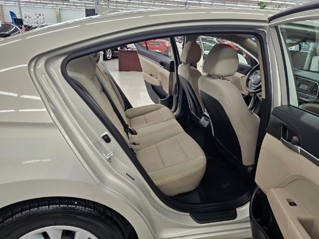 Hyundai Elantra SE 2.0L Auto (Alabama) *Ltd Avail* 2017