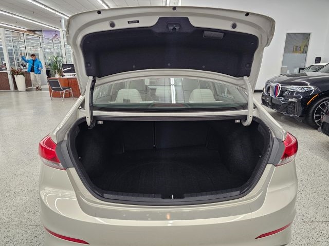 Hyundai Elantra SE 2.0L Auto (Alabama) *Ltd Avail* 2017