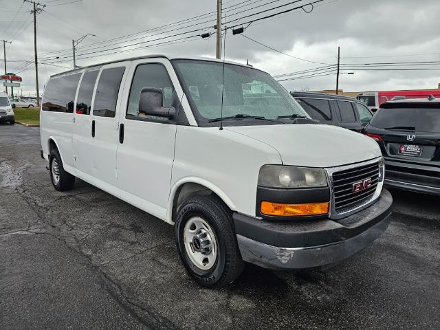 GMC Savana Passenger RWD 3500 155" LT w/1LT 2013