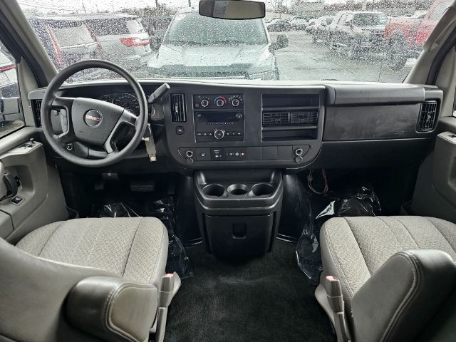 GMC Savana Passenger RWD 3500 155" LT w/1LT 2013