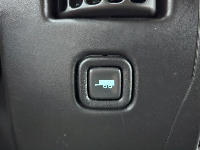 GMC Savana Passenger RWD 3500 155" LT w/1LT 2013