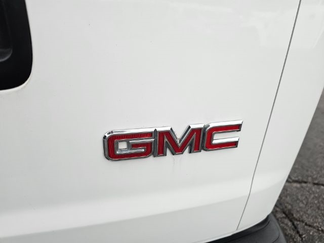 GMC Savana Passenger RWD 3500 155" LT w/1LT 2013