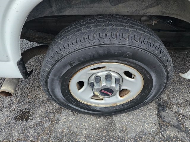 GMC Savana Passenger RWD 3500 155" LT w/1LT 2013