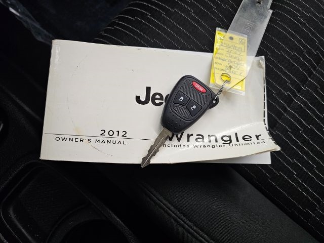Jeep Wrangler Unlimited 4WD 4dr Sport 2012