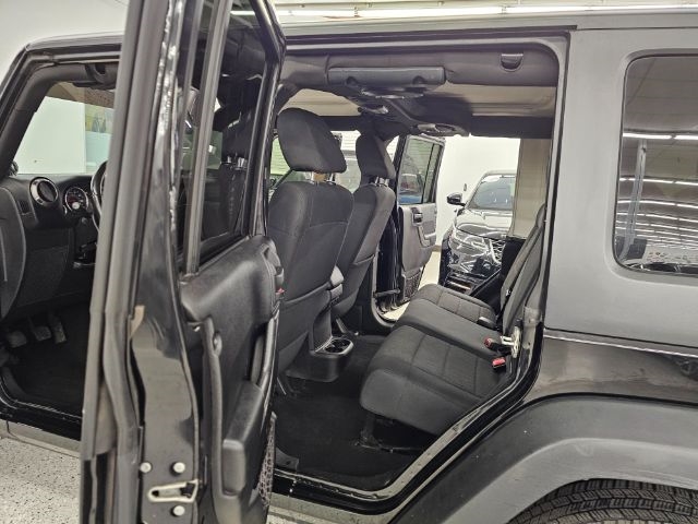 Jeep Wrangler Unlimited 4WD 4dr Sport 2012