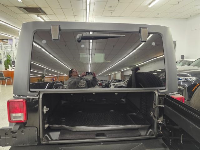 Jeep Wrangler Unlimited 4WD 4dr Sport 2012