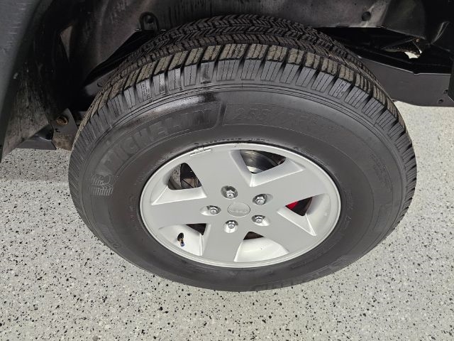 Jeep Wrangler Unlimited 4WD 4dr Sport 2012