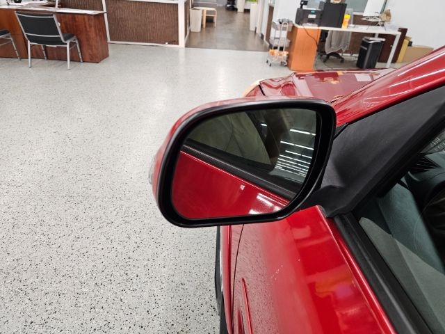 Toyota RAV4 4WD 4dr V6 5-Spd AT Ltd (Natl) 2011