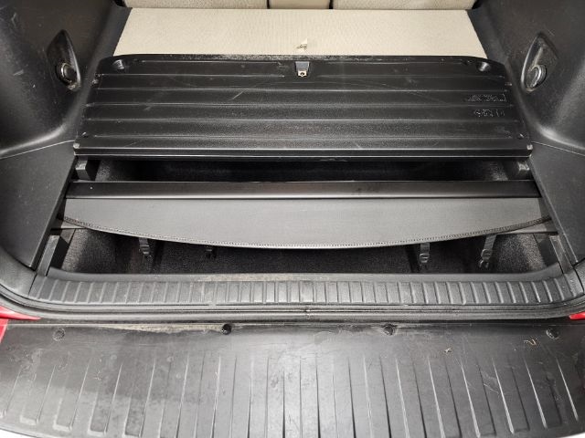 Toyota RAV4 4WD 4dr V6 5-Spd AT Ltd (Natl) 2011