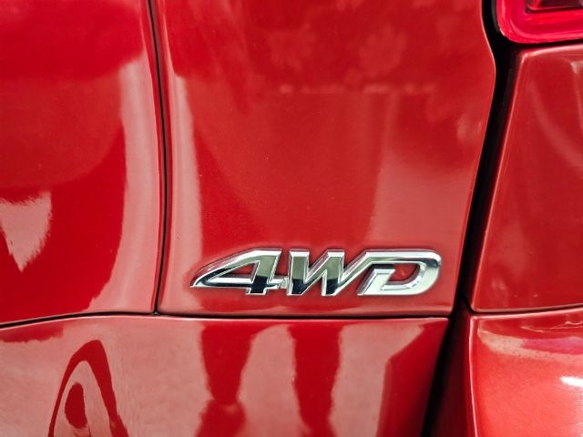 Toyota RAV4 4WD 4dr V6 5-Spd AT Ltd (Natl) 2011