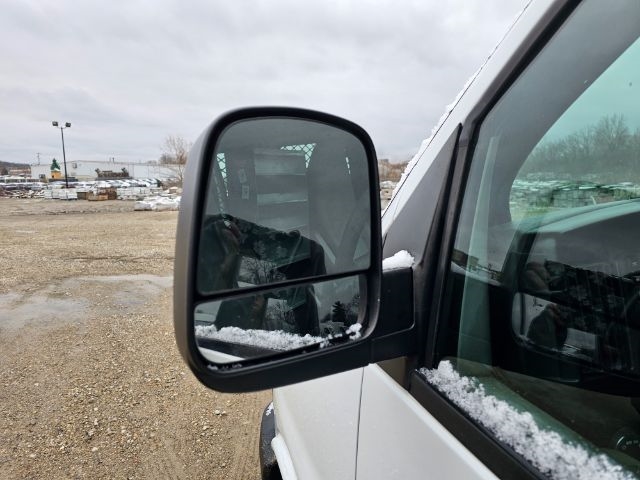 GMC Savana Cargo Van RWD 2500 135" 2014