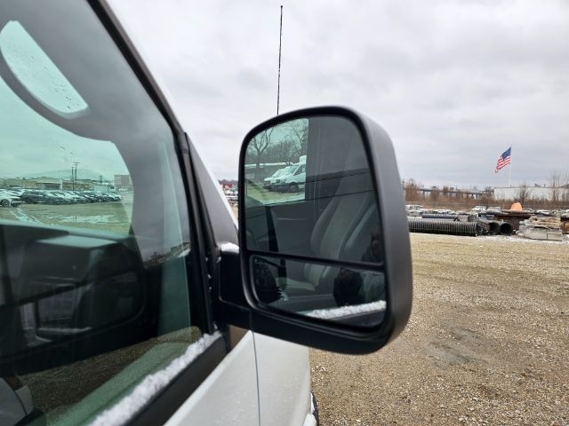 GMC Savana Cargo Van RWD 2500 135" 2014