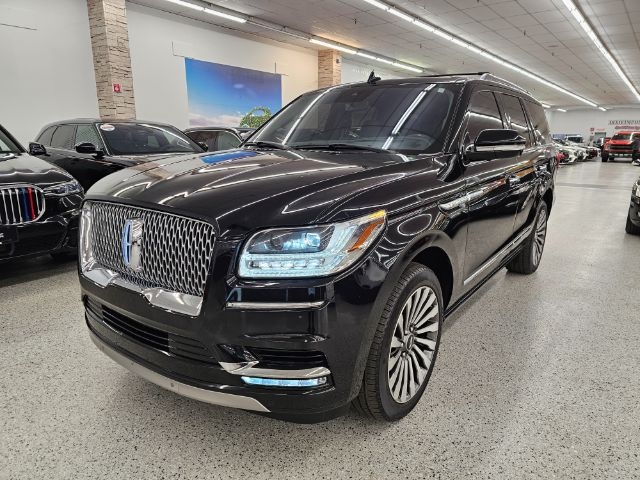 2019 Lincoln Navigator Reserve's photo
