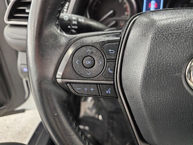 Toyota Camry Hybrid SE Nightshade CVT (Natl) 2023