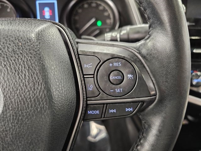 Toyota Camry Hybrid SE Nightshade CVT (Natl) 2023