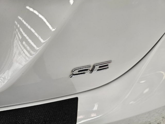 Toyota Camry Hybrid SE Nightshade CVT (Natl) 2023