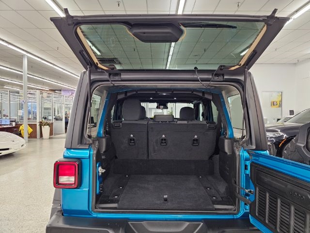 Jeep Wrangler 4xe Willys 4x4 2024