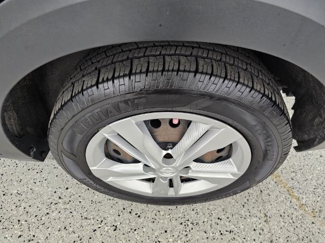 Nissan Kicks S FWD 2021