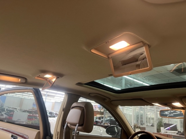 Mercedes-Benz S-Class 4dr Sdn 5.5L V8 4MATIC 2009