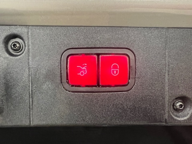 Mercedes-Benz S-Class 4dr Sdn 5.5L V8 4MATIC 2009