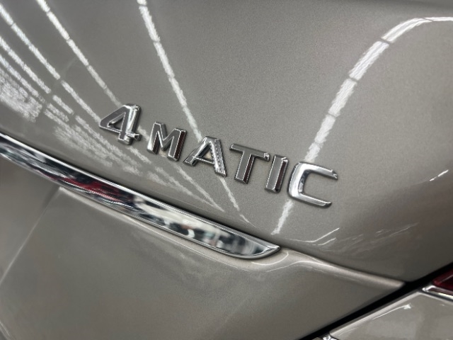 Mercedes-Benz S-Class 4dr Sdn 5.5L V8 4MATIC 2009