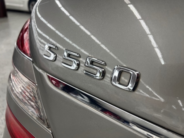 Mercedes-Benz S-Class 4dr Sdn 5.5L V8 4MATIC 2009