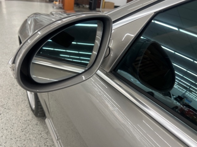 Mercedes-Benz S-Class 4dr Sdn 5.5L V8 4MATIC 2009