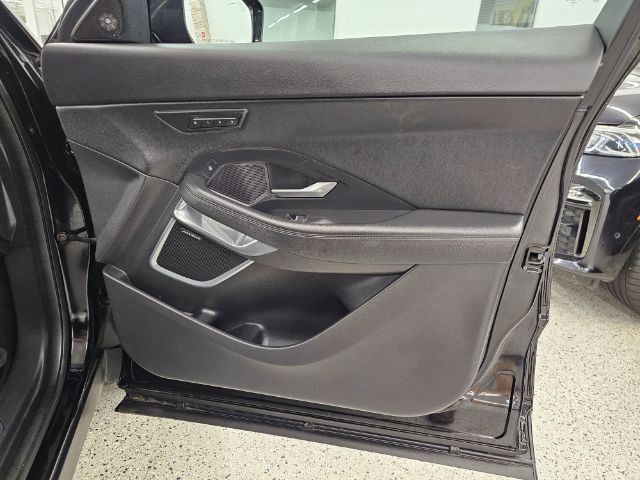 Jaguar E-Pace P250 AWD SE 2020