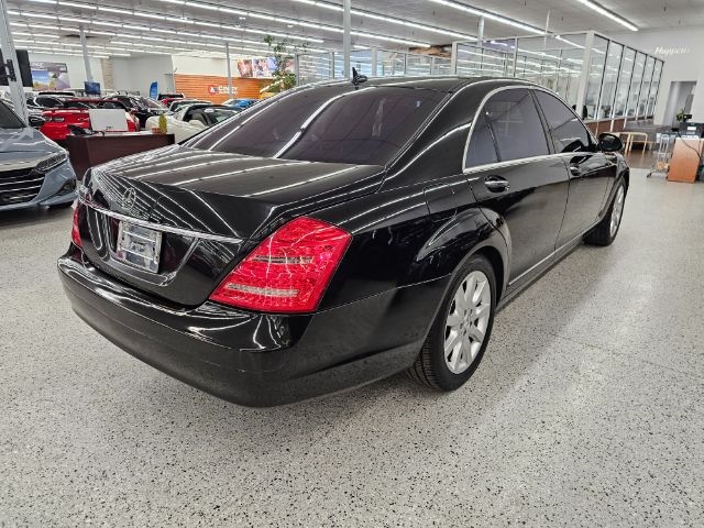 Mercedes-Benz S-Class 4dr Sdn 5.5L V8 RWD 2007