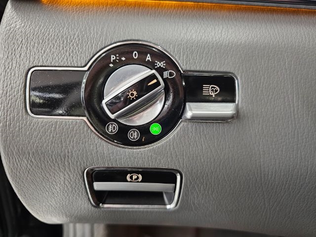 Mercedes-Benz S-Class 4dr Sdn 5.5L V8 RWD 2007