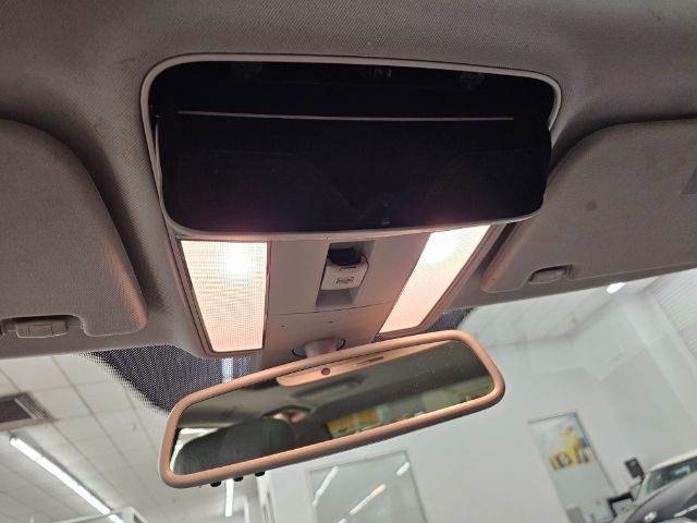 Mercedes-Benz S-Class 4dr Sdn 5.5L V8 RWD 2007